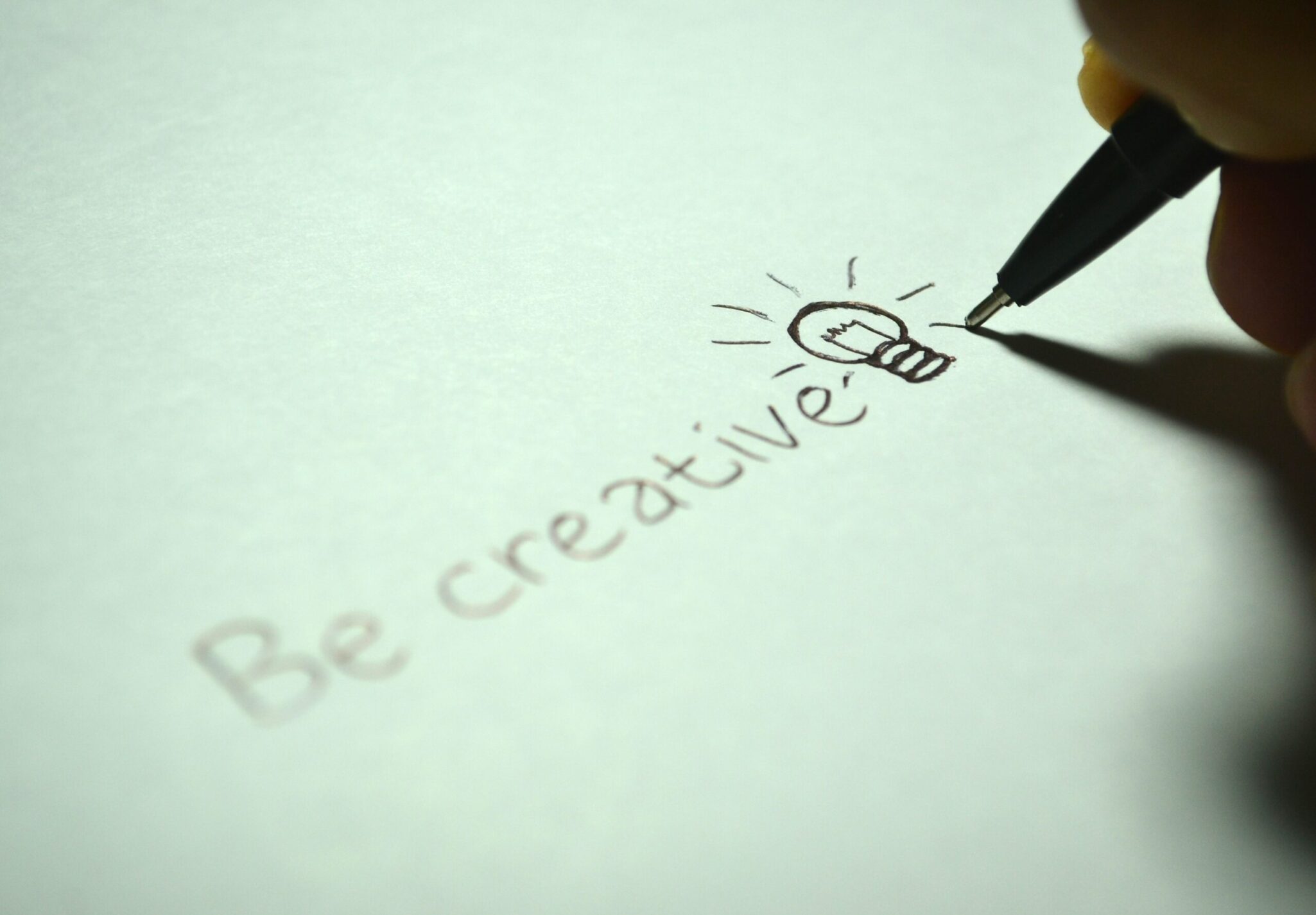 Image Pixabay ecriture Charte éditoriale : Be creative